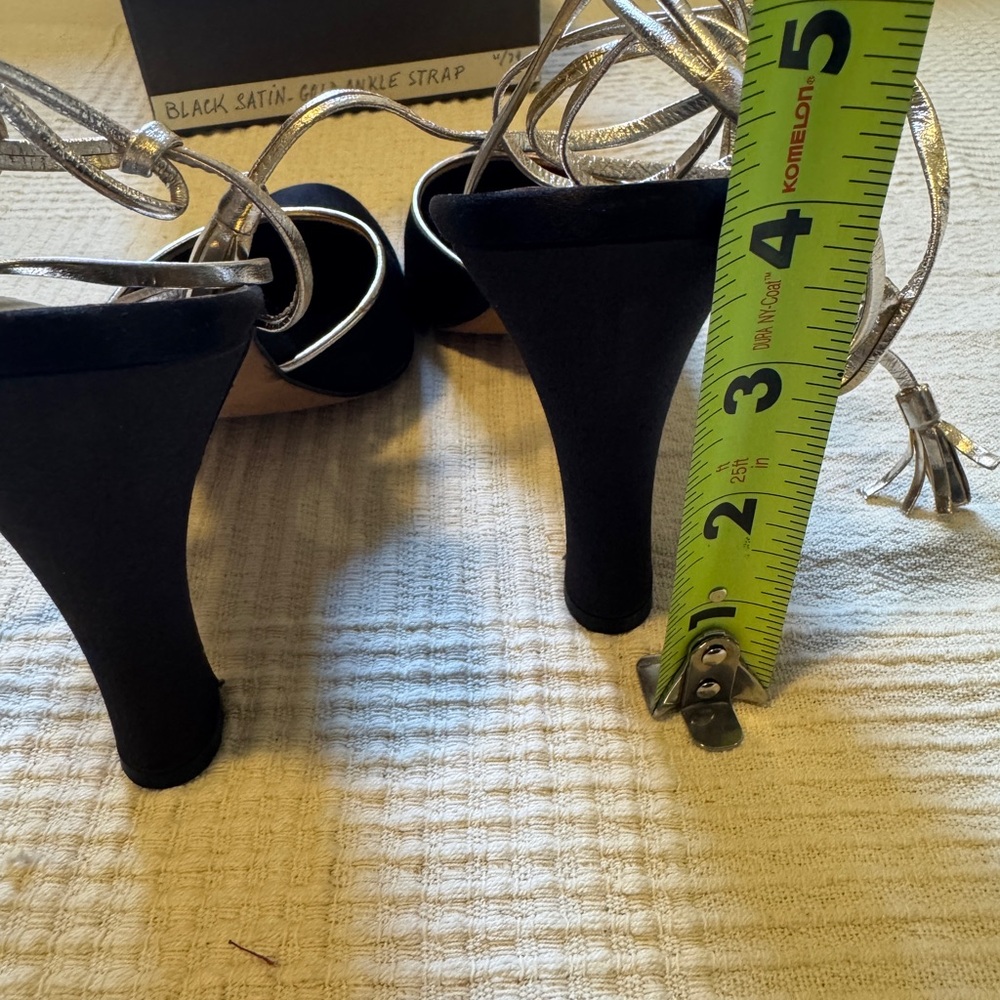 Vintage YSL Yves Saint Laurent Black Satin Wrap Heel - Size 7N - Picture 7 of 11